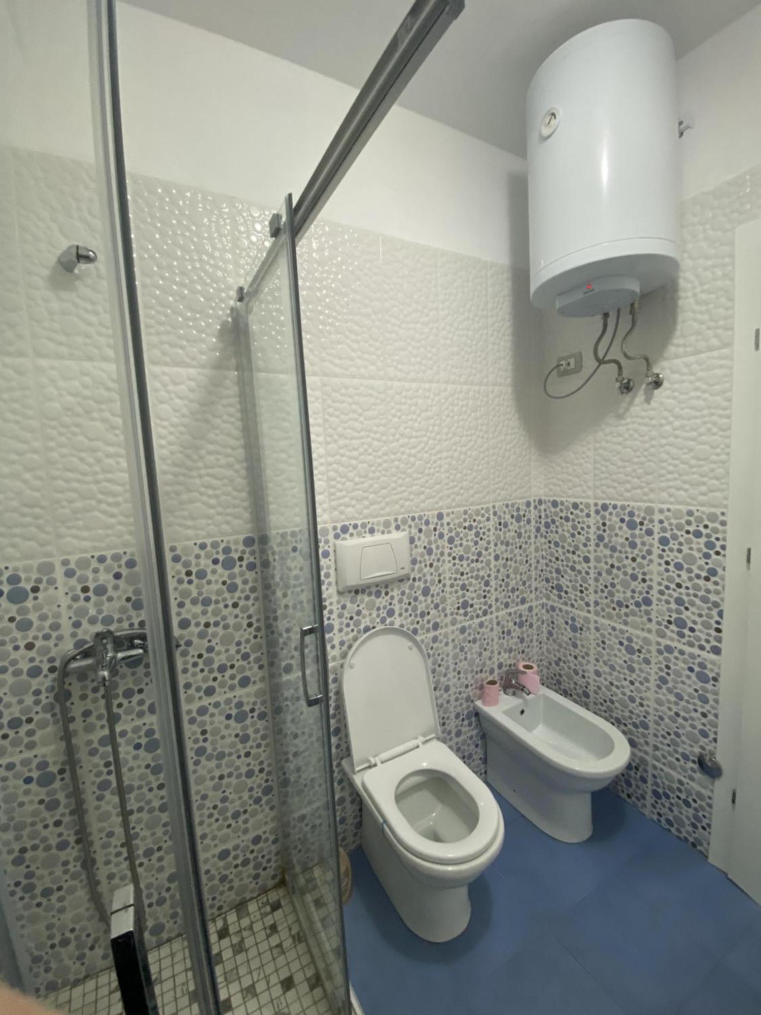 Aquamarine Apartments 1, Vlorë Extérieur photo